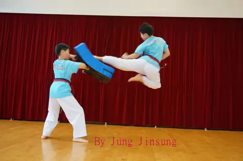 Jung JiS, May 2020